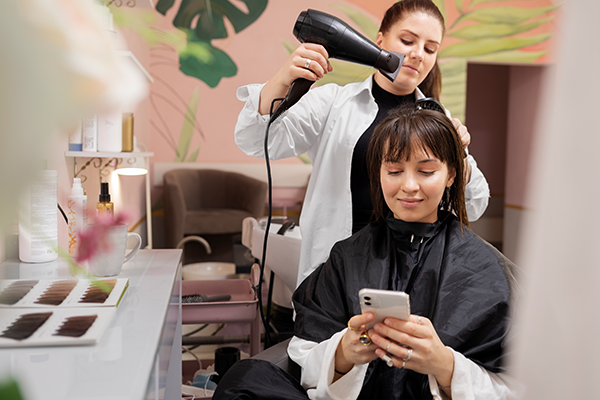 High Profit Ladies Salon In Dubai For Sale