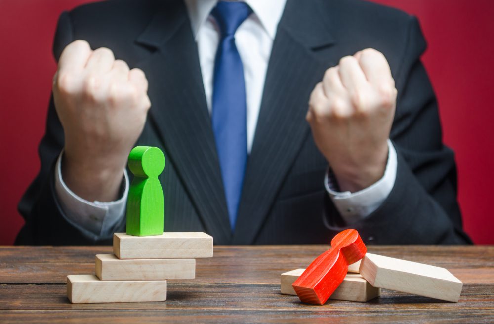 Buy or Build? Decoding the Dubai Business Ownership Dilemma