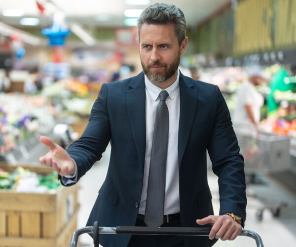 Struggling to Find a Supermarket Business for Sale in Dubai? Here’s the Smart Way to Buy